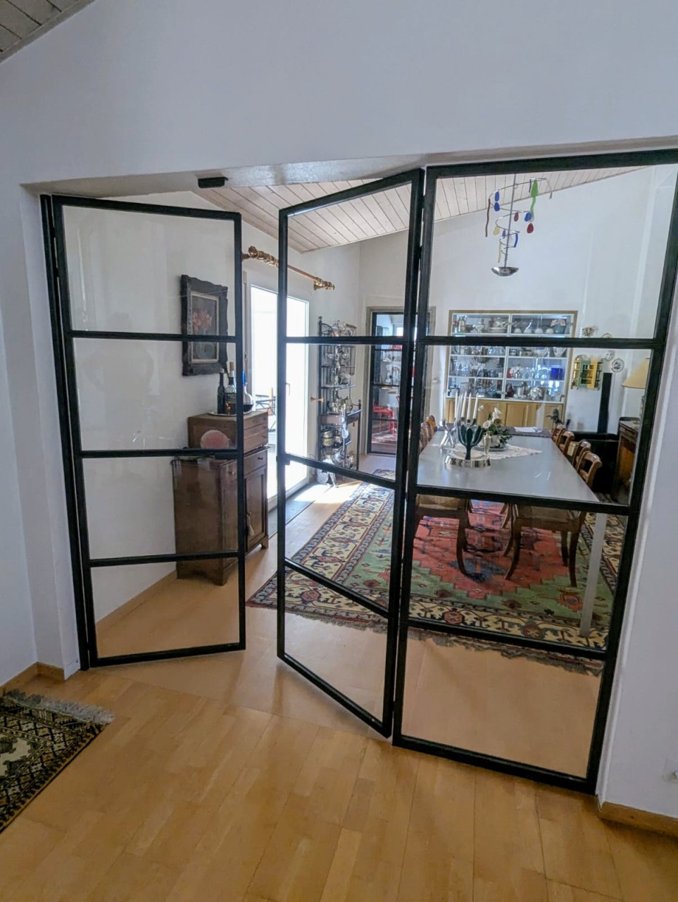 Bilder Meviplex Sarl