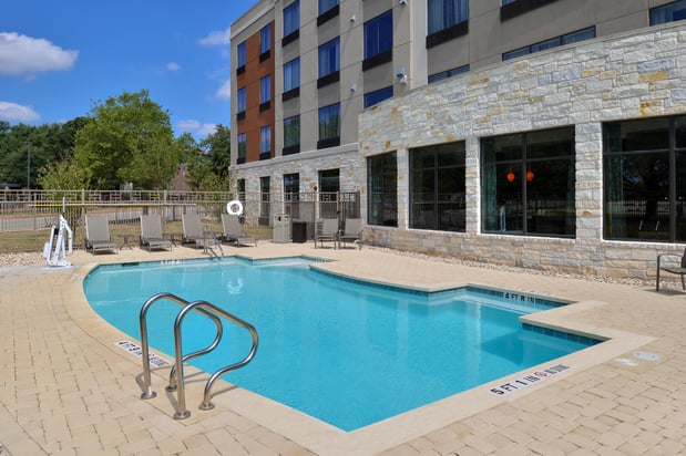 Images Holiday Inn Express & Suites Austin South by IHG