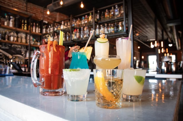 Images Luna's Tacos & Tequila