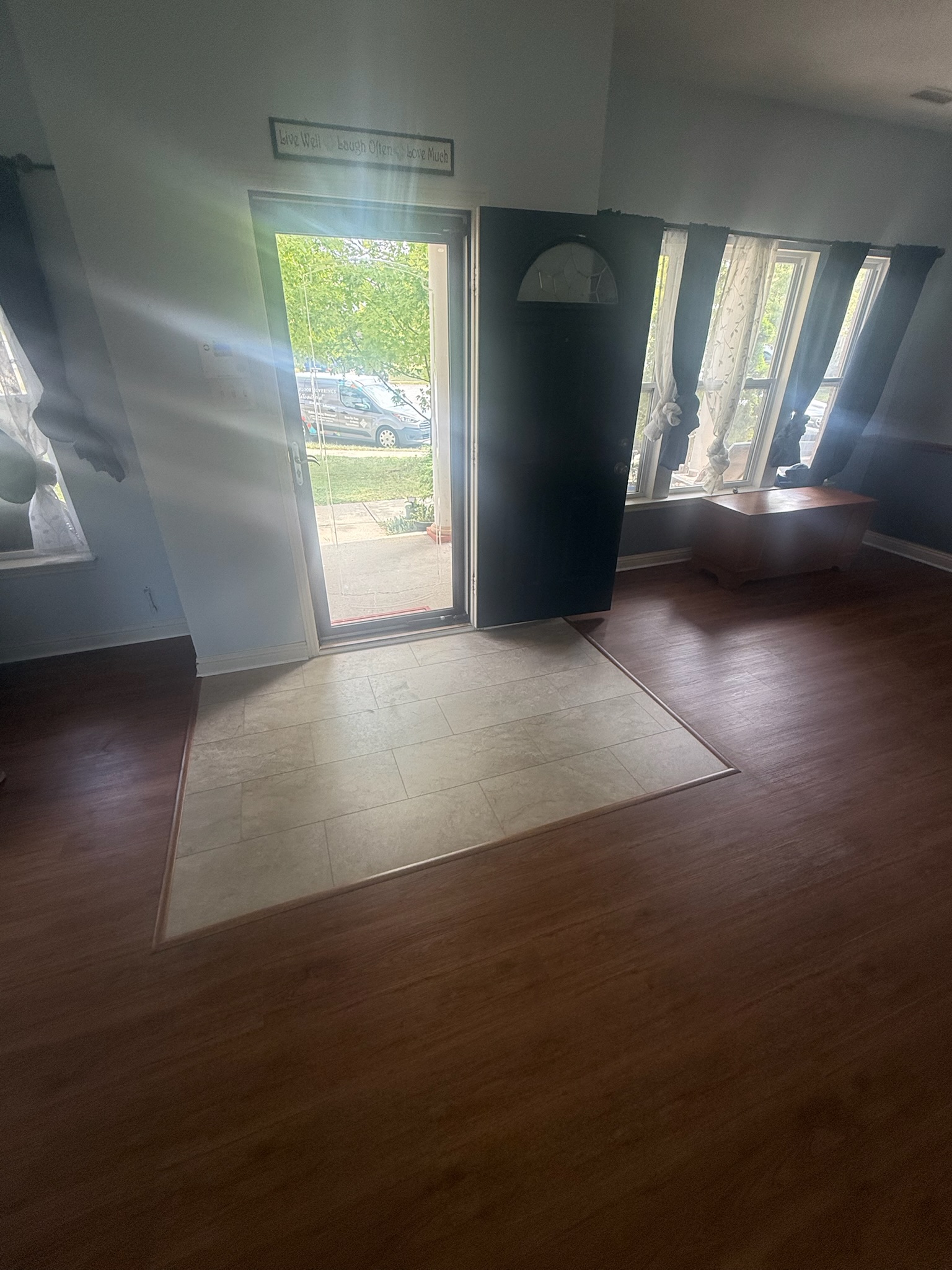 Floor Coverings International of Northwest Indianapolis, IN Image