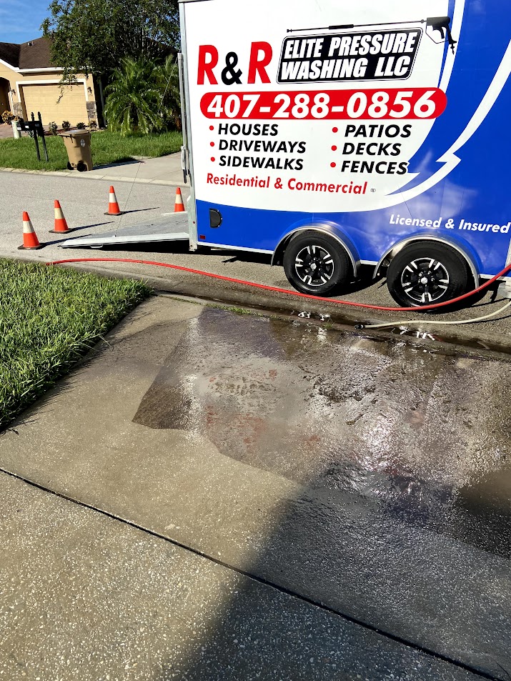 Looking for pressure washing near you in St. Cloud, FL? R & R Elite Pressure Washing provides professional residential and commercial exterior cleaning throughout the St. Cloud area.