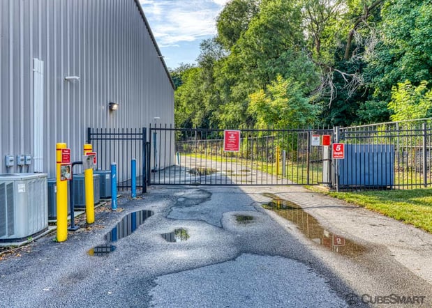 Images CubeSmart Self Storage