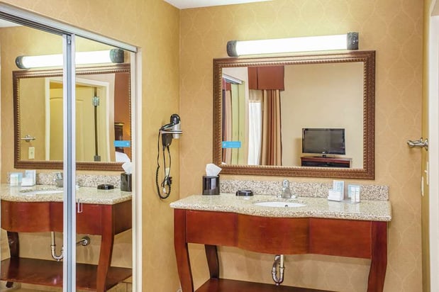 Images Hampton Inn & Suites Kodak Sevierville