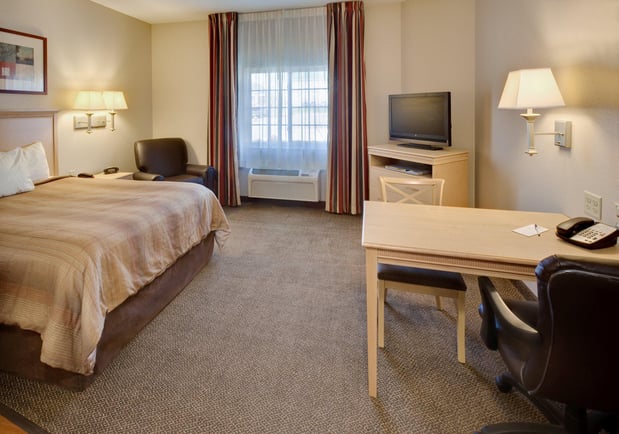 Images Candlewood Suites Peoria at Grand Prairie by IHG