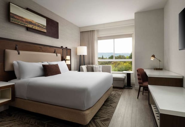 Images The Knoll Hotel Napa Valley, Tapestry by Hilton