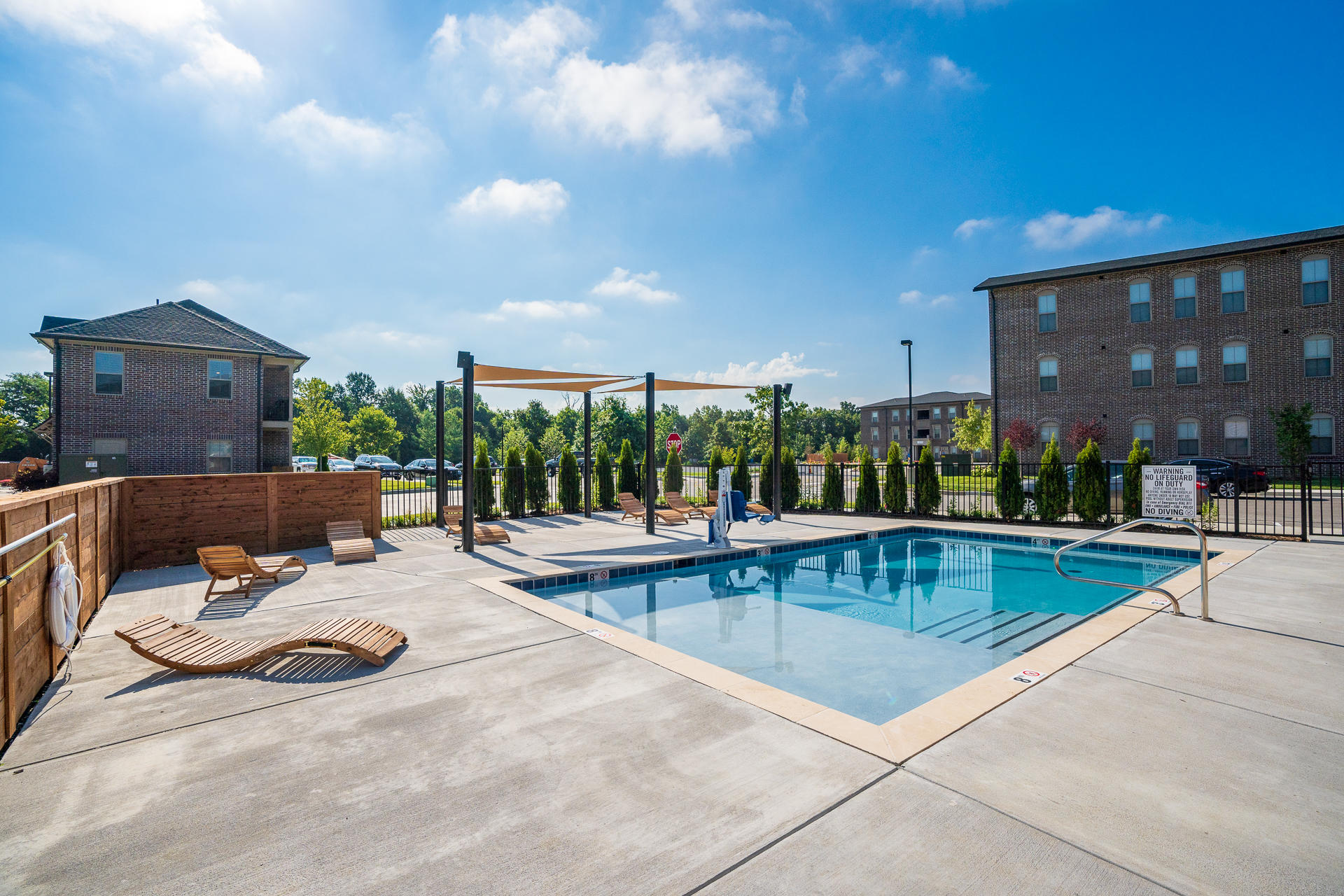 Outdoor Pool & Sundeck