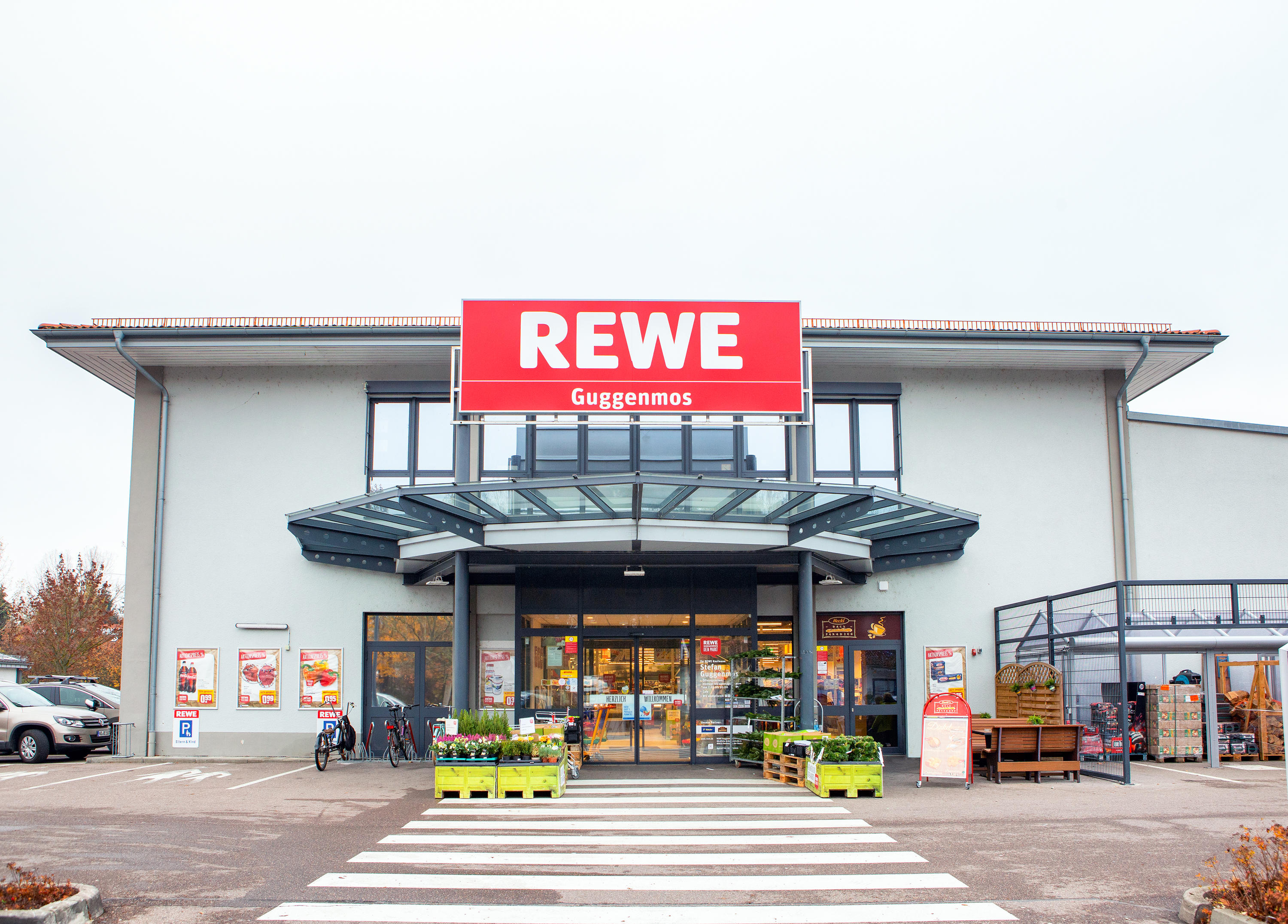 REWE Markt Guggenmos in Neuburg an der Donau, Nördliche Grünauer Straße 4 in Neuburg an der Donau