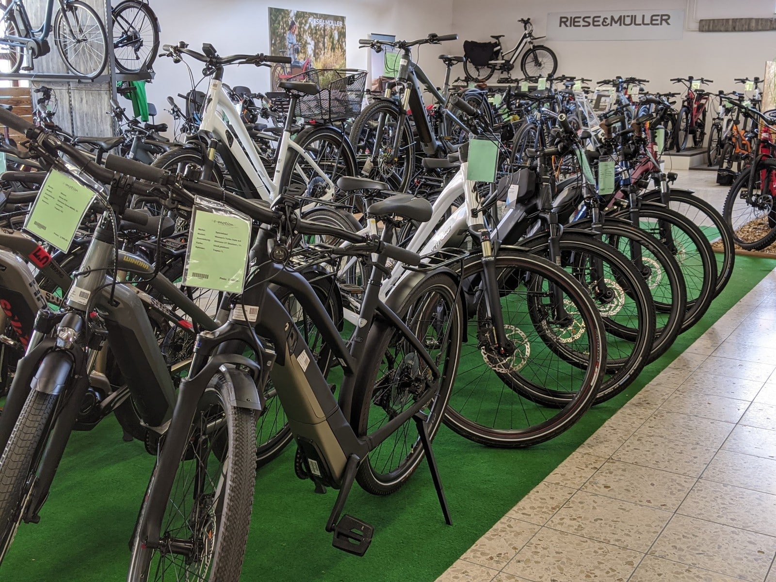 Kundenbild groß 2 e-motion e-Bike Welt Ravensburg