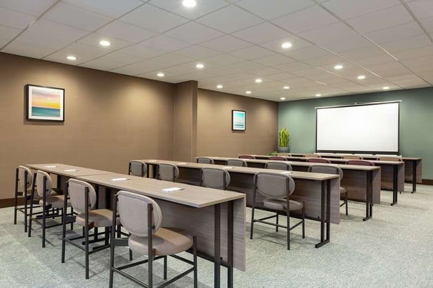 Images Hampton Inn & Suites Houston-Cypress Station