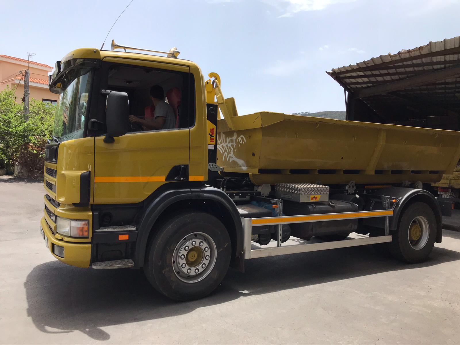 Images Transportes y Grúas Sisi