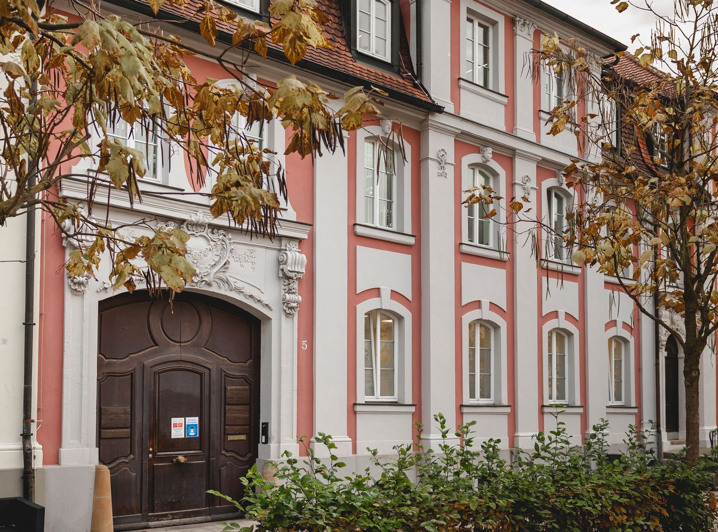 Zentrum für Zahnmedizin & Mund-Kiefer-Gesichtschirurgie Dr. Dr. Tröltzsch, Maximilianstr. 5 in Ansbach