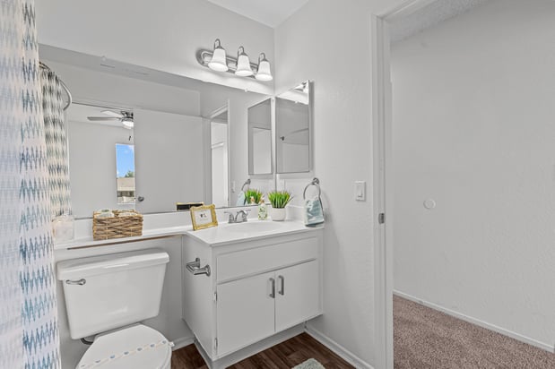 Images Highland Meadows Apartments