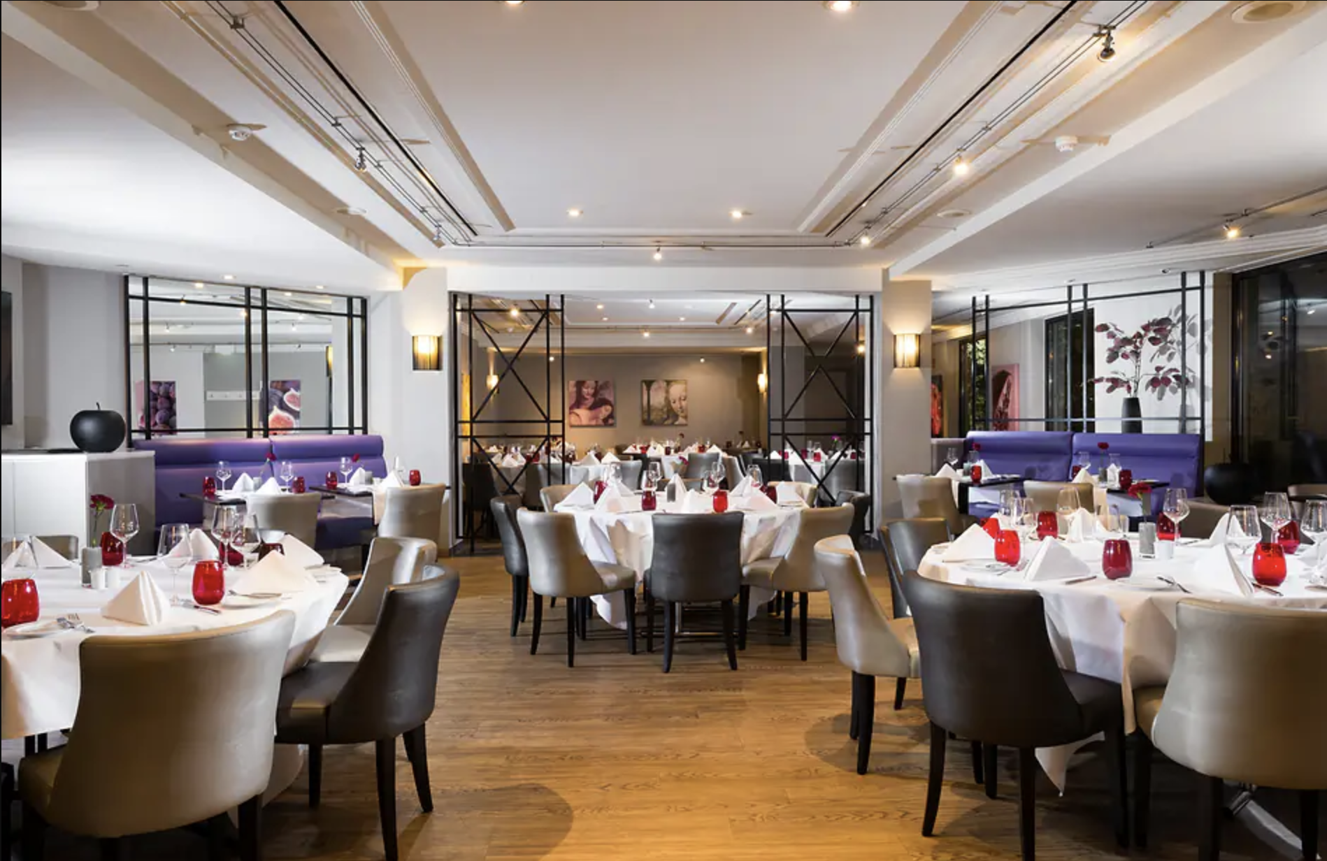 Leonardo Royal Hotel Düsseldorf Königsallee, Graf-Adolf-Platz 8-10 in Düsseldorf