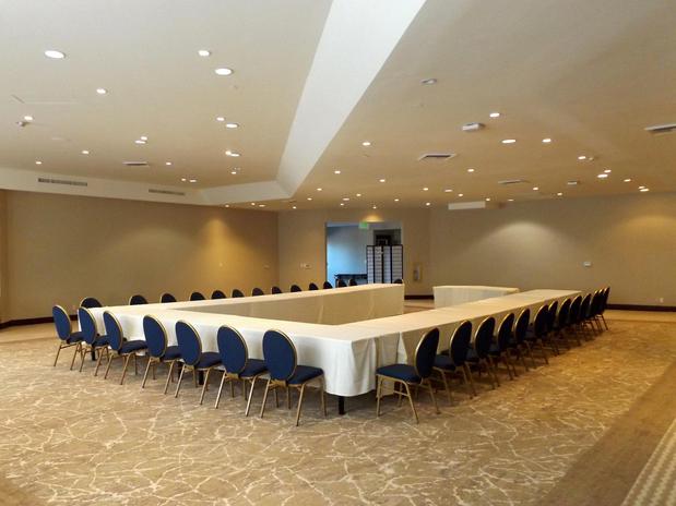 Images Crowne Plaza Los Angeles Harbor Hotel by IHG