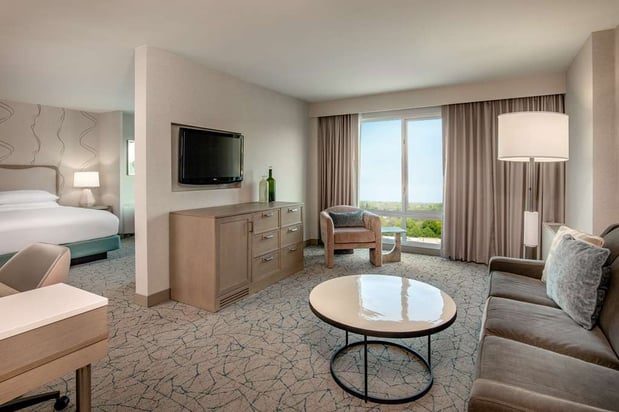 Images DoubleTree by Hilton Hotel Chicago - North Shore Conference Center