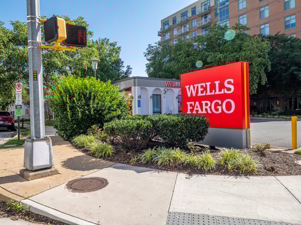 Images Wells Fargo Bank