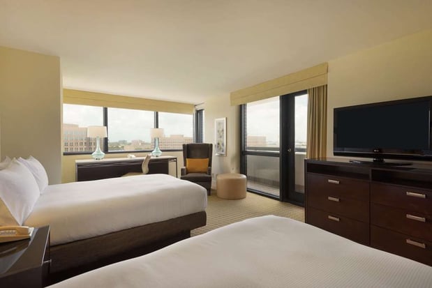 Images Hilton Miami Airport Blue Lagoon