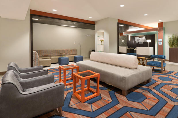 Images Holiday Inn Express & Suites Hot Springs by IHG