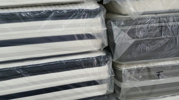 Images Miami Mattress Liquidators Outlet