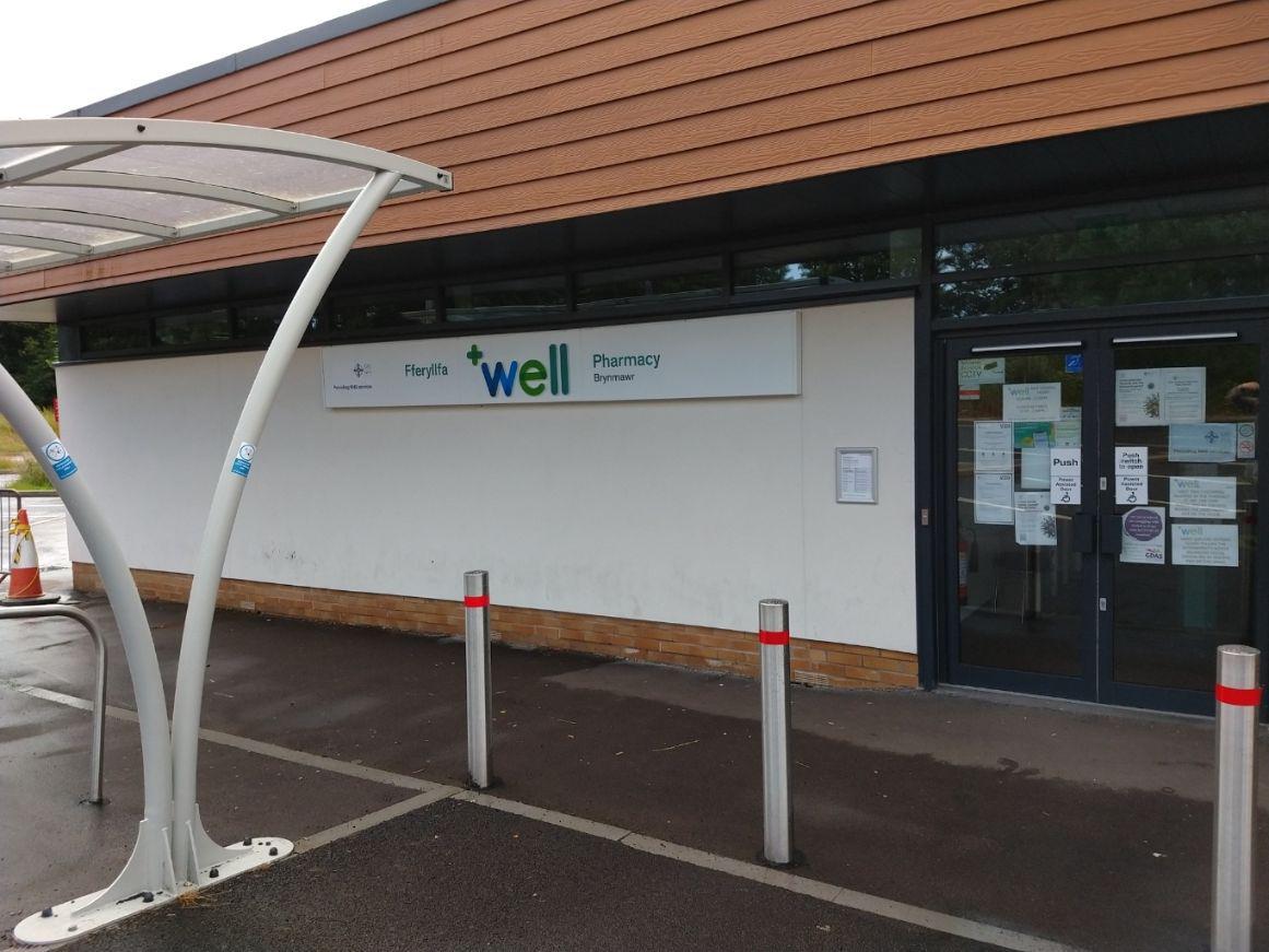well pharmacy about us image