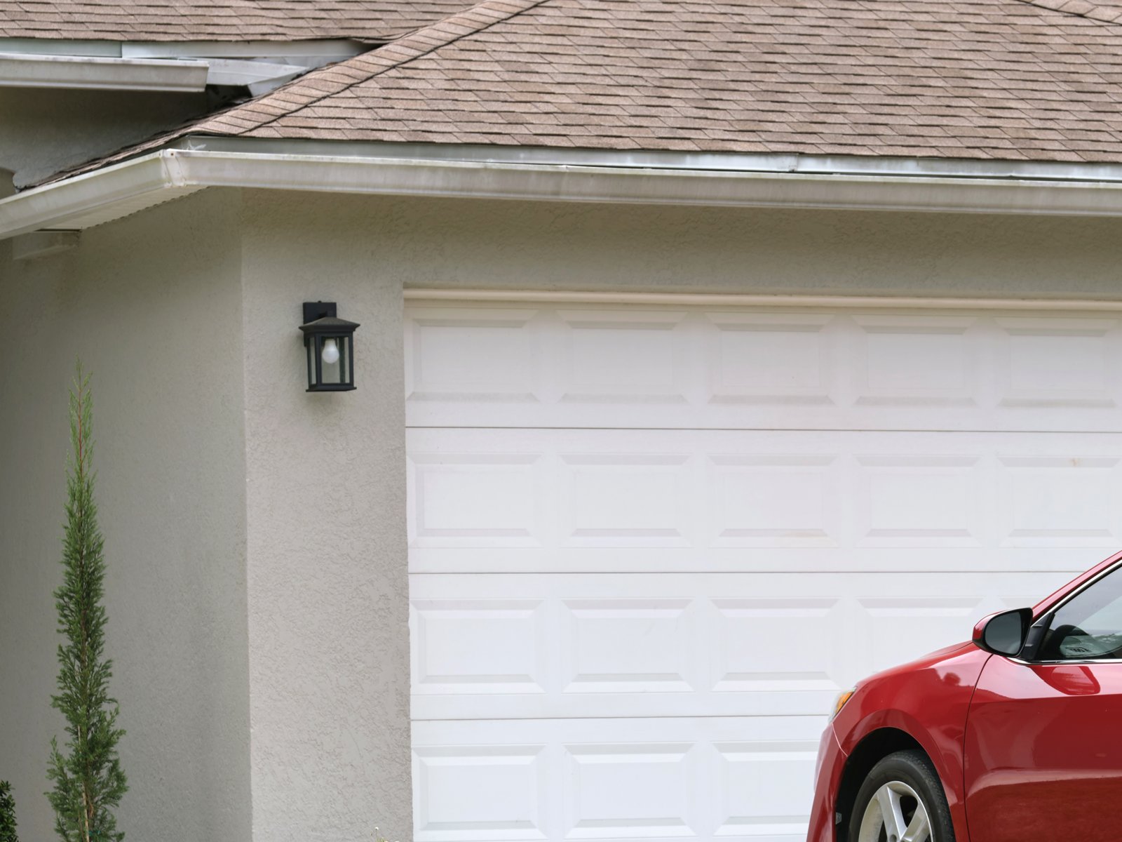 Jelly's Garage Door