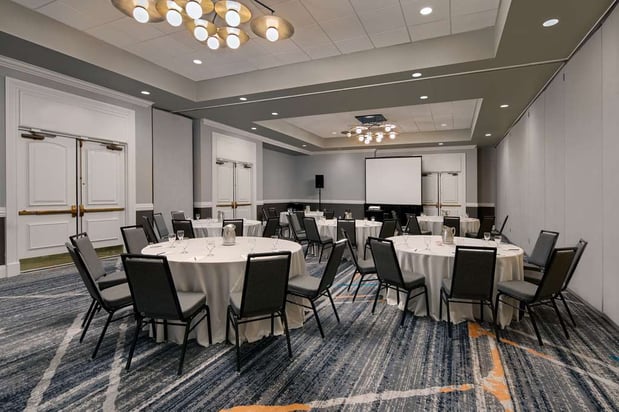 Images Embassy Suites by Hilton San Rafael Marin County