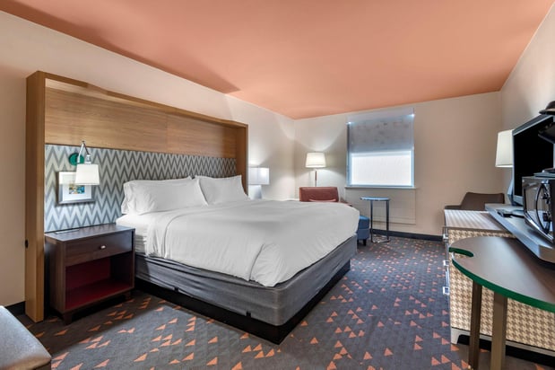 Images Holiday Inn Bangor by IHG