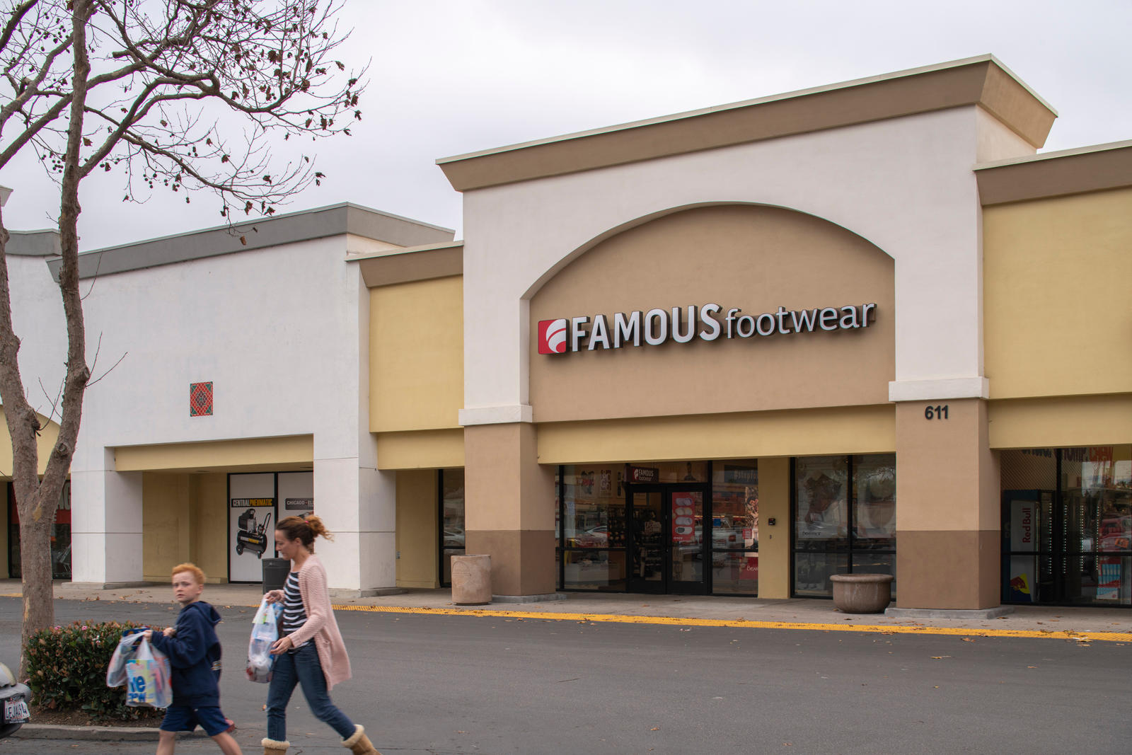 Famous Footwear at Lompoc Center Shopping Center