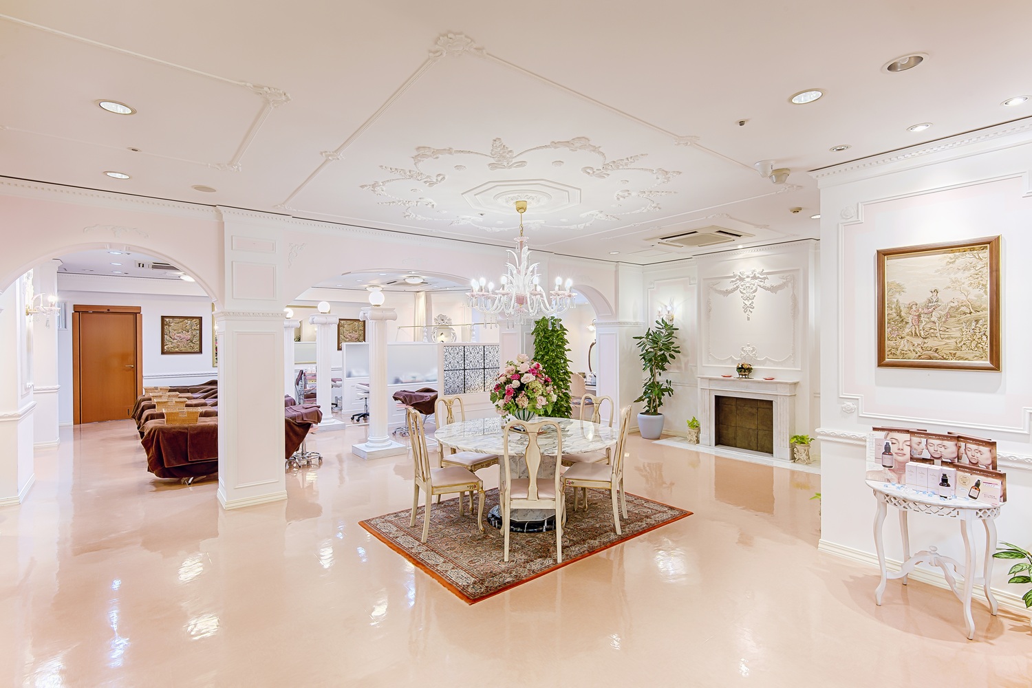 Images 花蔵 まるひろ南浦和店