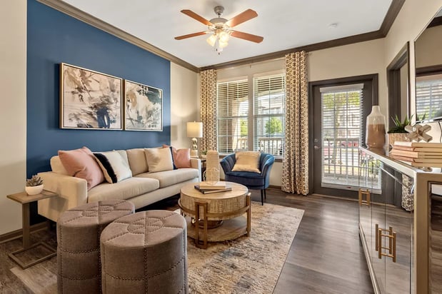 Images The Ridge at Chenal Valley Apartments