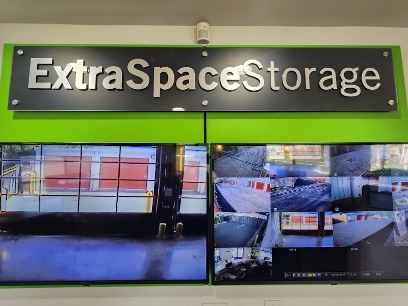 Security Screens - Extra Space Storage at 800 Route 206, Bordentown, NJ 08505