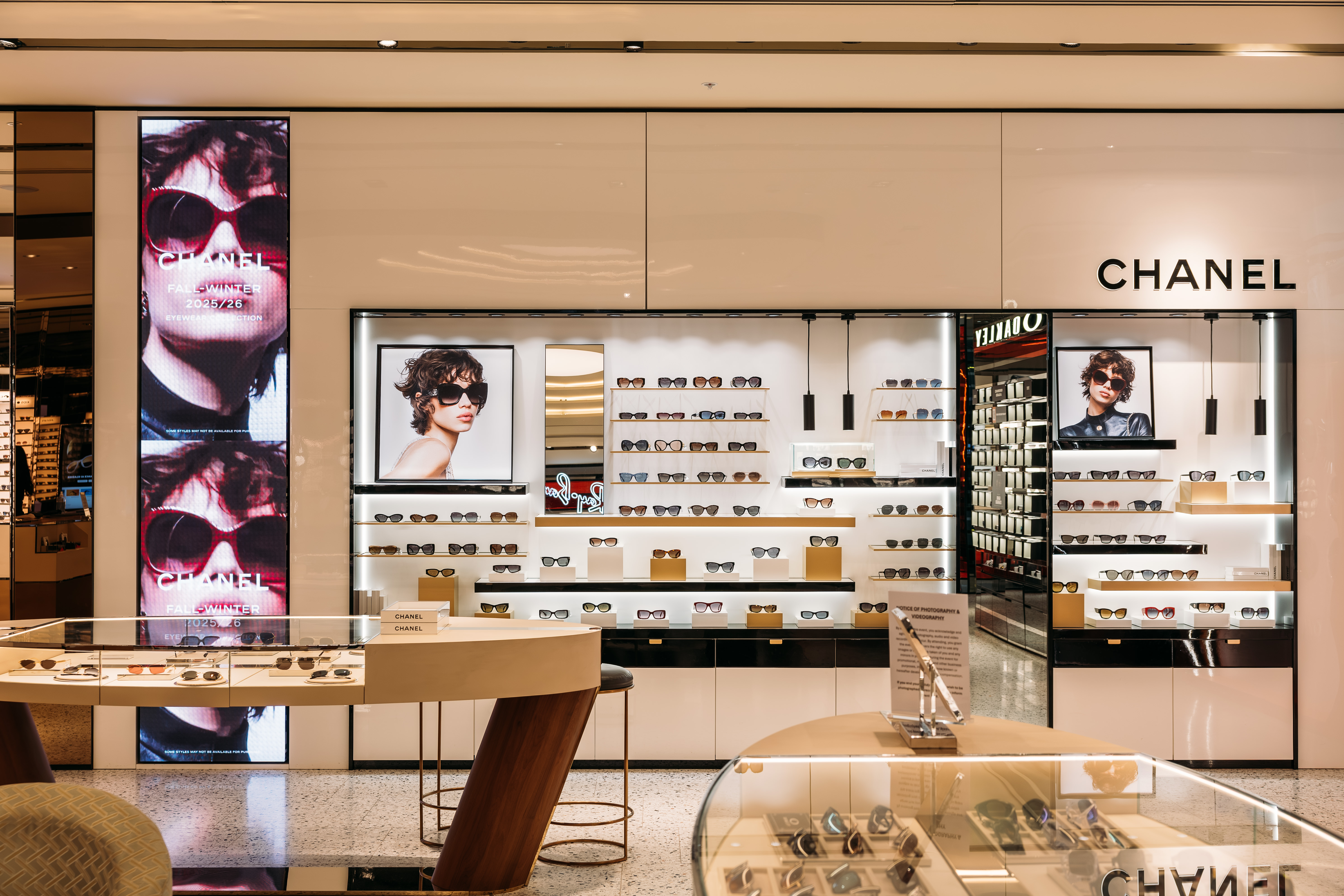 Images Sunglass Hut Sydney Flagship