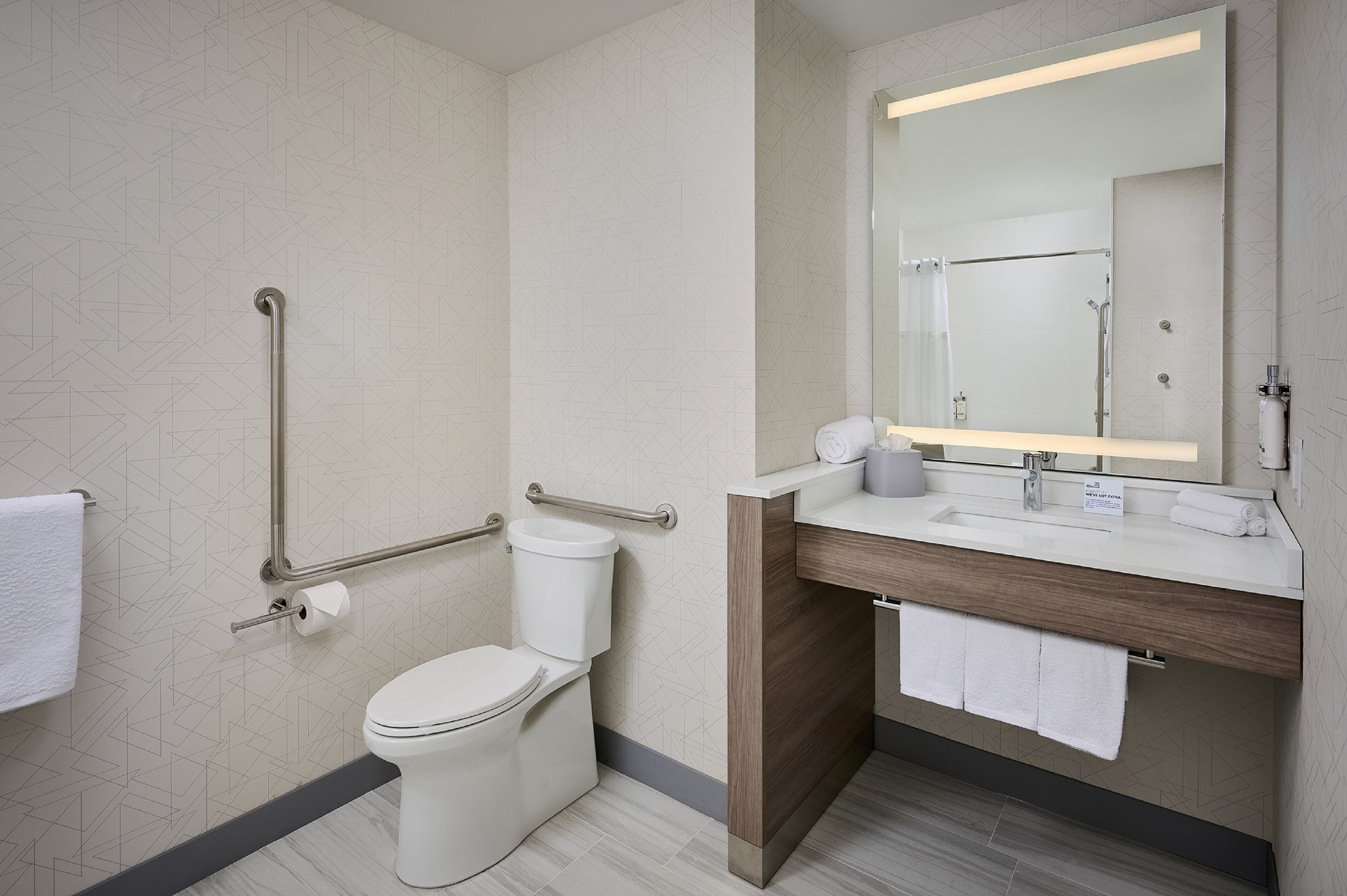 Images Holiday Inn Express Hamilton - Upper James by IHG