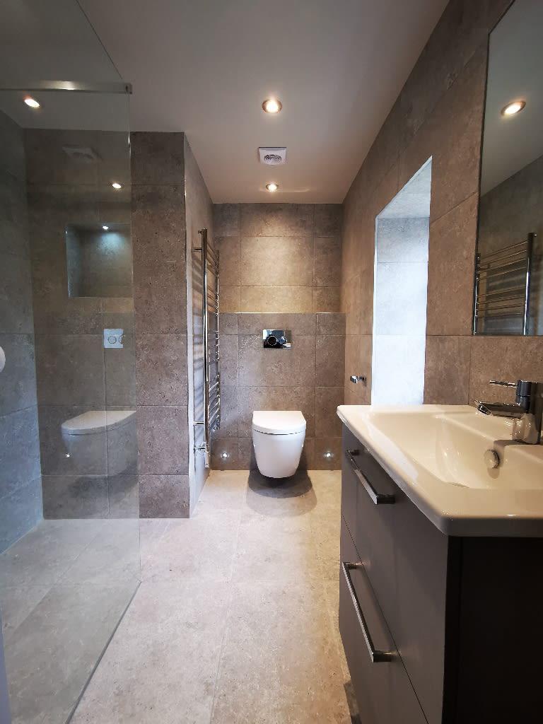 Goodwins Kitchens Bedrooms & Bathrooms Matlock 01629 258500