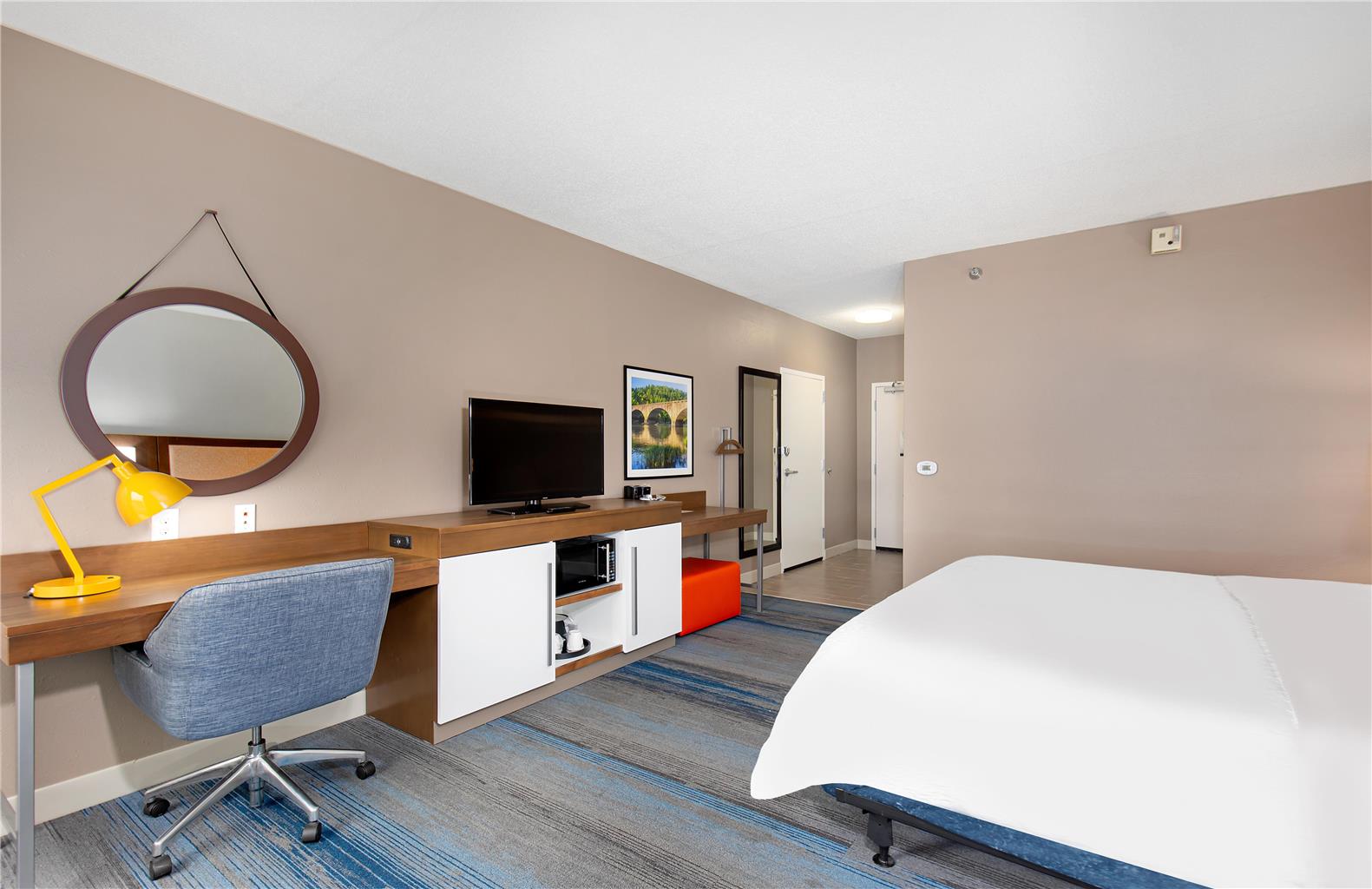 Guest room