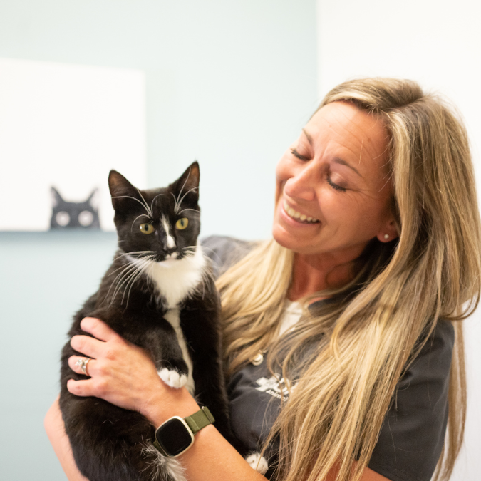Oath Animal Hospital treats patients with superior medical services and a lot of love!
