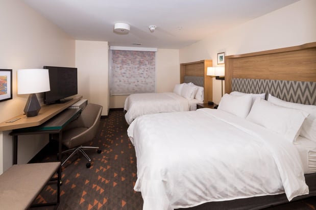 Images Holiday Inn & Suites Detroit - Troy by IHG