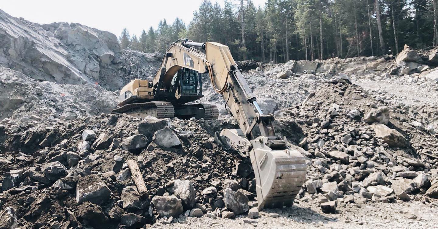 Images Storey's Excavating Ltd.