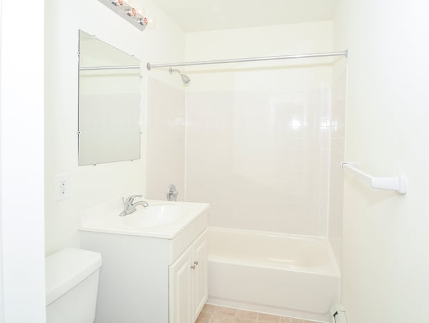 Images Mill Creek Village Apartments