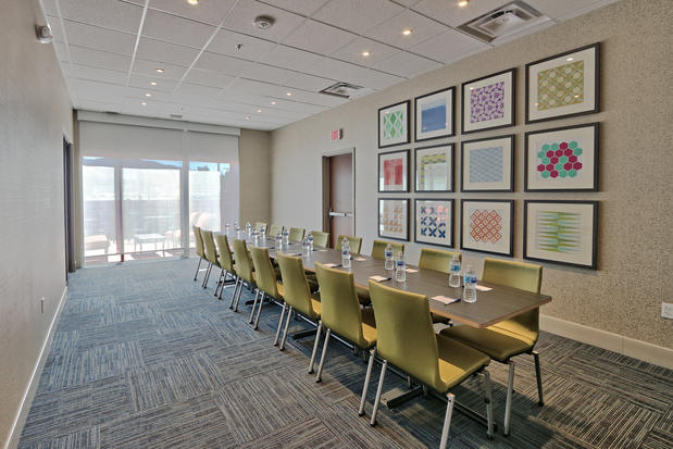 Images Holiday Inn Express & Suites Albuquerque East by IHG