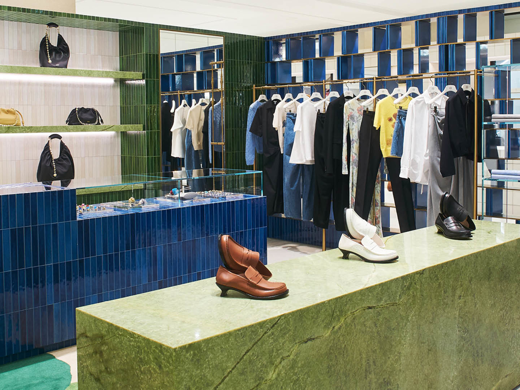 Images ロエベ 札幌大丸店