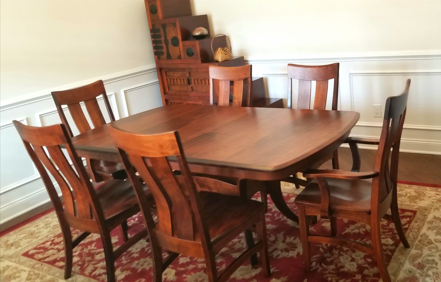 Amish craftsmen 7 piece set fully custom. The table is a Galveston double pedestal accompanied with lovely Galveston side chairs!