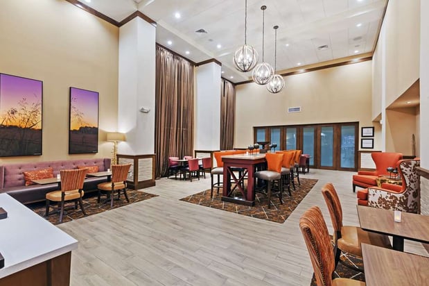 Images Hampton Inn Bulverde Texas Hill Country