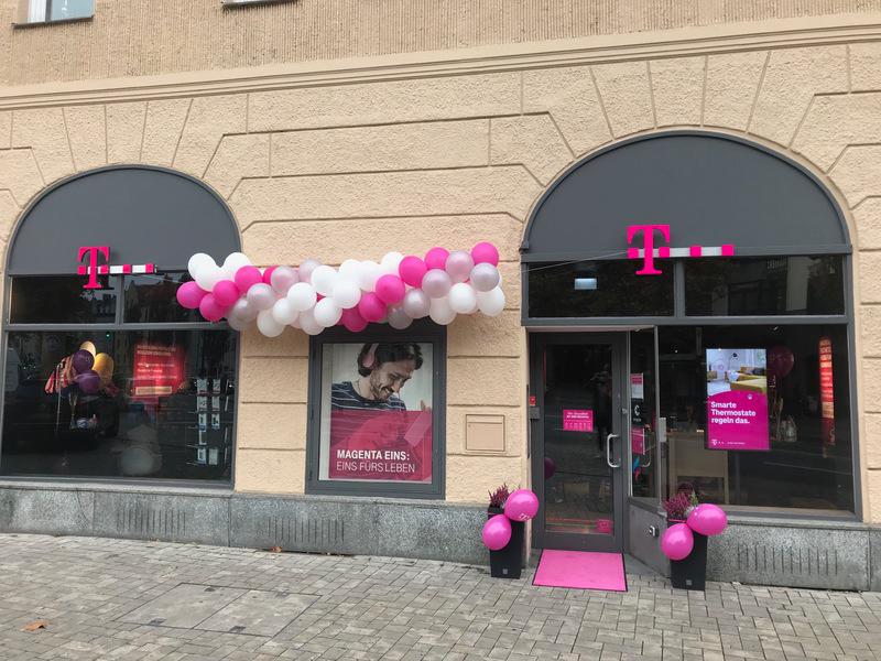 Bild 1 Telekom Partner am Harras Service Direkt in München