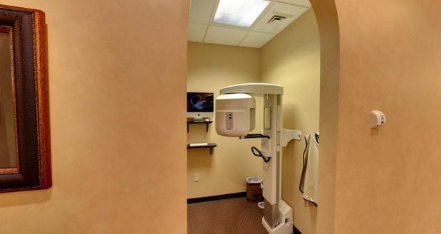 Images North Atlanta Center for Cosmetic & Implant Dentistry