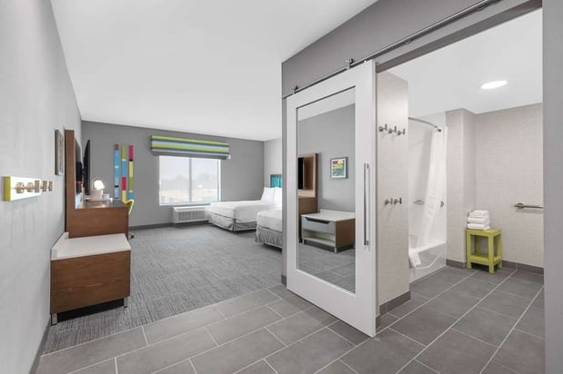 Images Hampton Inn & Suites Bakersfield Central