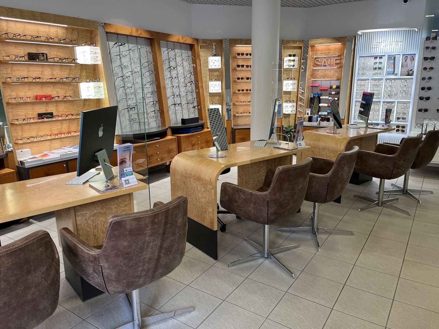 Optik Baumann - Brillen und Contactlinsen, Düsseldorfer Str. 87 - 89 in Mülheim
