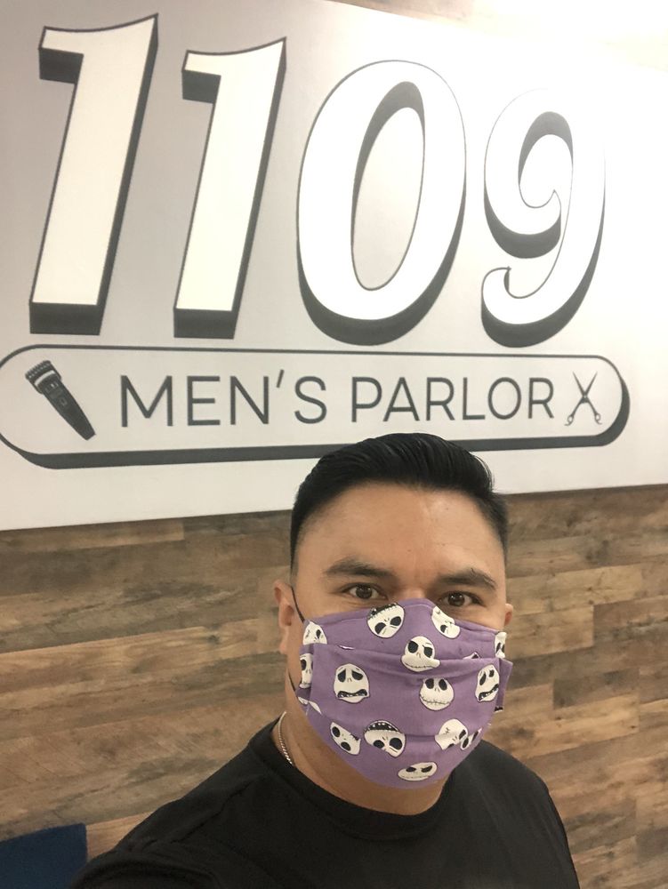 1109 Men's Parlor Logo
