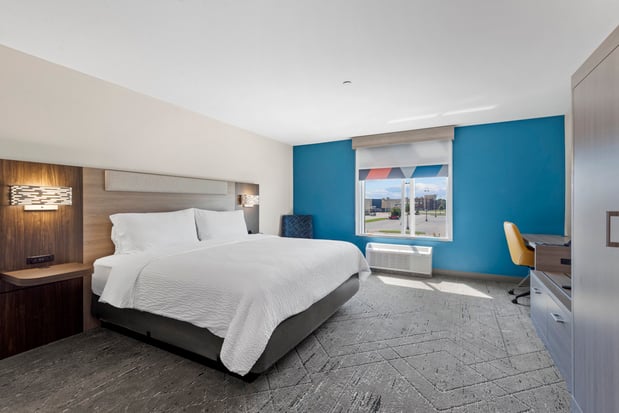 Images Holiday Inn Express & Suites Tulsa South Bixby by IHG