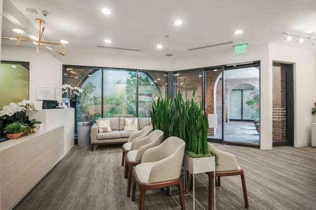 Images Moy, Fincher, Chipps Facial Plastics & Dermatology - Beverly Hills